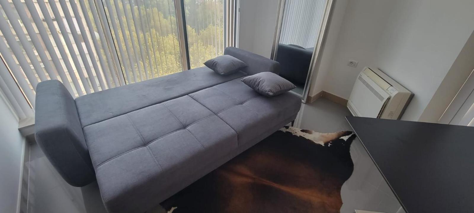 Opera Appartment Тирана Екстериор снимка