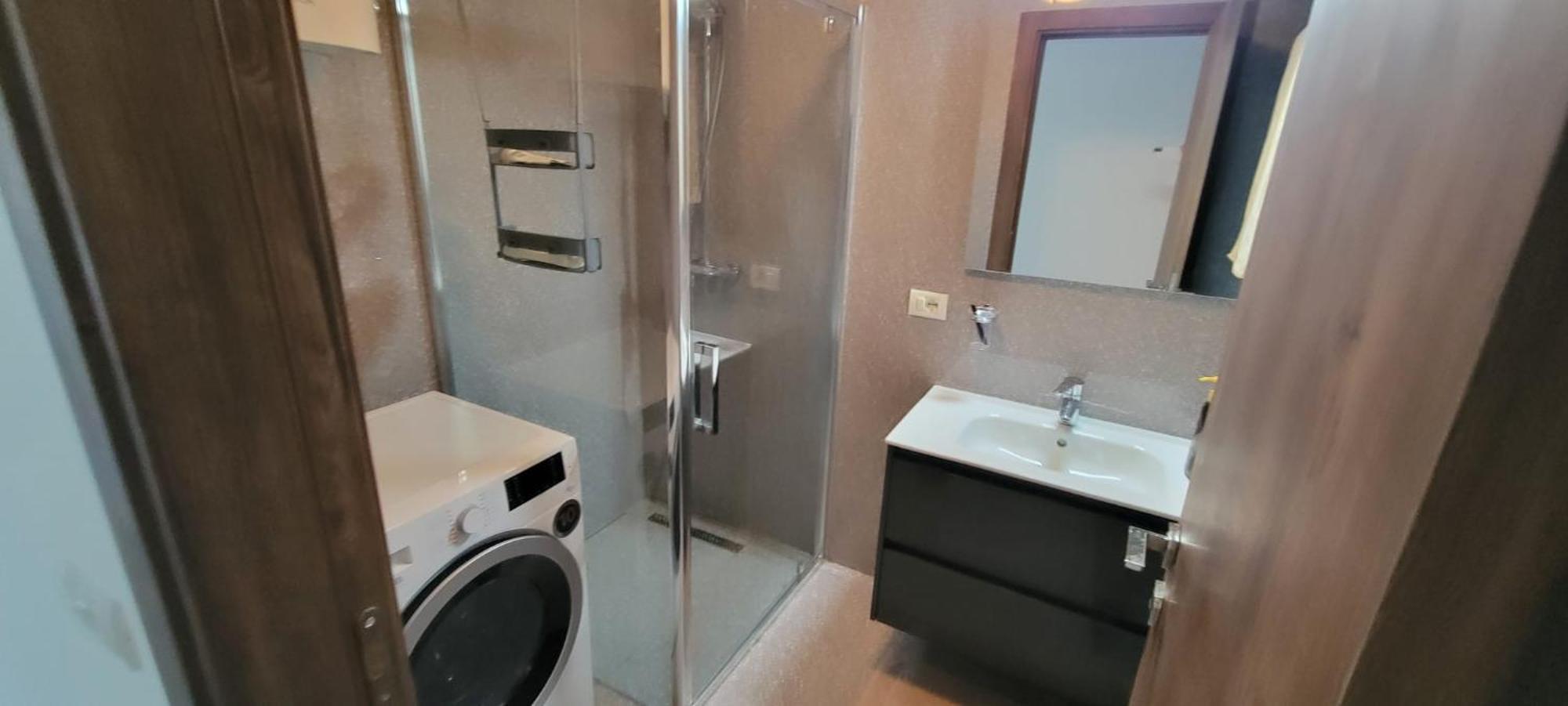 Opera Appartment Тирана Екстериор снимка